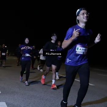 Runner Photo 7523121