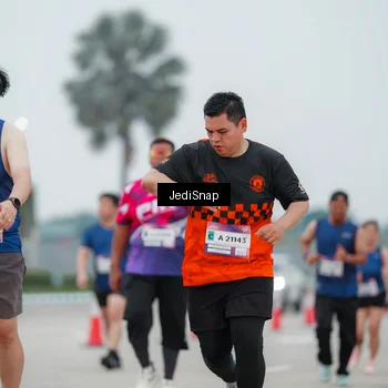 Runner Photo 7523151