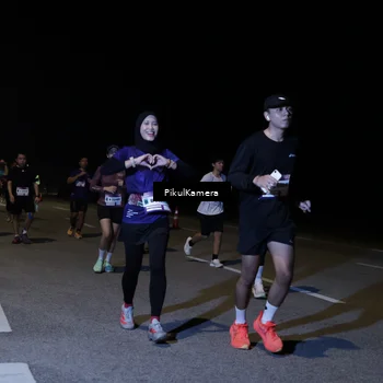 Runner Photo 7523159