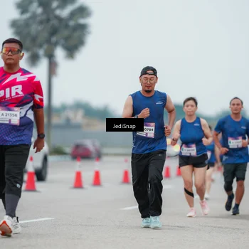 Runner Photo 7523171