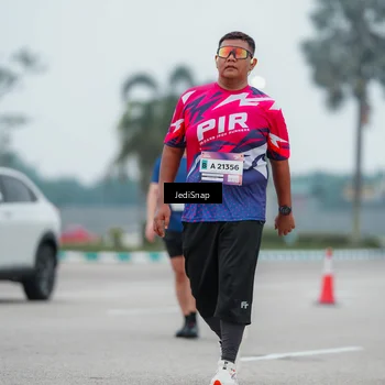 Runner Photo 7523173