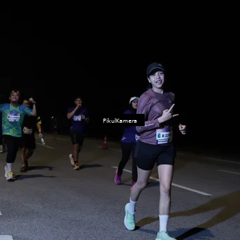 Runner Photo 7523188