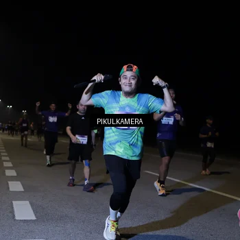 Runner Photo 7523206