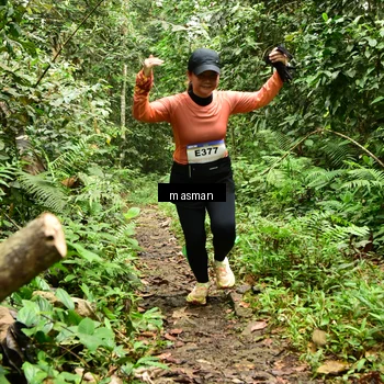Runner Photo 7523211