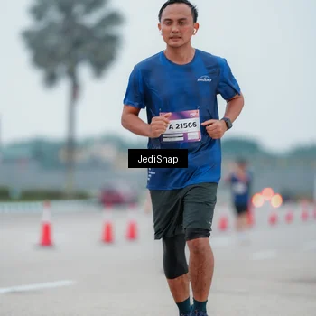 Runner Photo 7523220