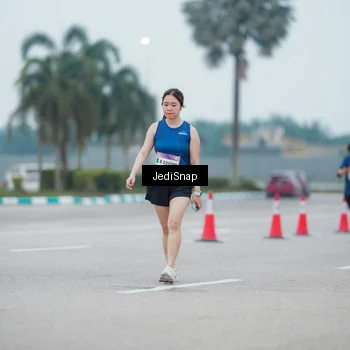 Runner Photo 7523235