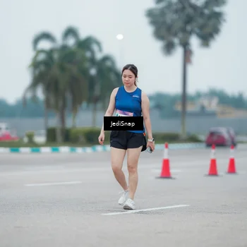 Runner Photo 7523237