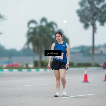 Runner Photo 7523251