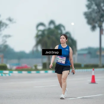 Runner Photo 7523258