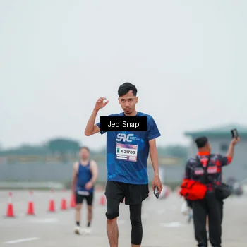 Runner Photo 7523261