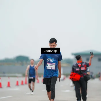 Runner Photo 7523270