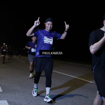 Runner Photo 7523274