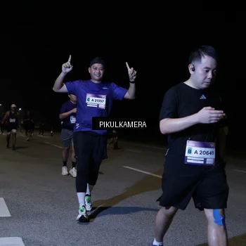 Runner Photo 7523277