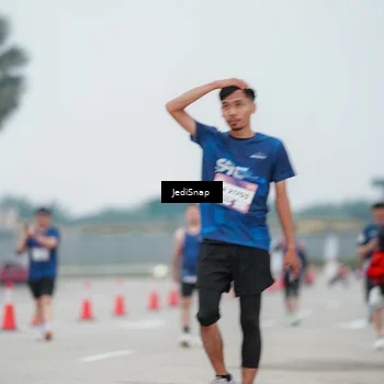 Runner Photo 7523291