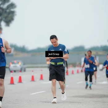 Runner Photo 7523299