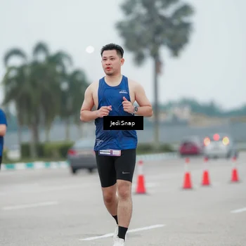 Runner Photo 7523301