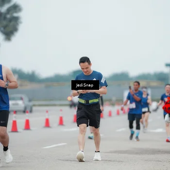 Runner Photo 7523302