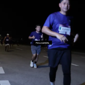 Runner Photo 7523315
