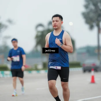 Runner Photo 7523322
