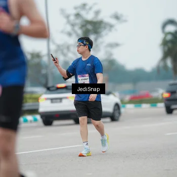 Runner Photo 7523327