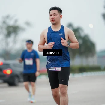 Runner Photo 7523328