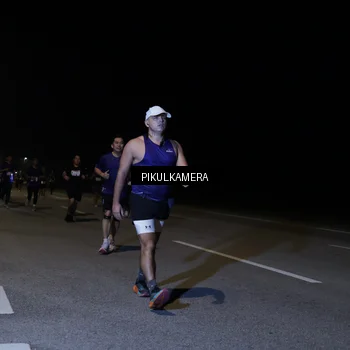 Runner Photo 7523335