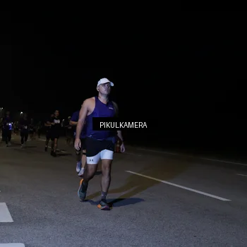 Runner Photo 7523336