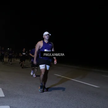 Runner Photo 7523357