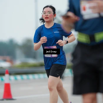Runner Photo 7523371