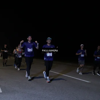 Runner Photo 7523386