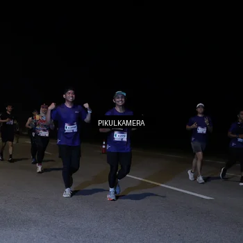 Runner Photo 7523400