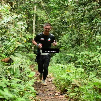 Runner Photo 7523416