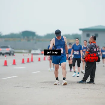 Runner Photo 7523429