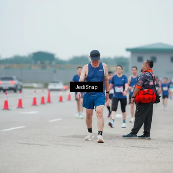 Runner Photo 7523448