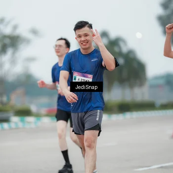 Runner Photo 7523461