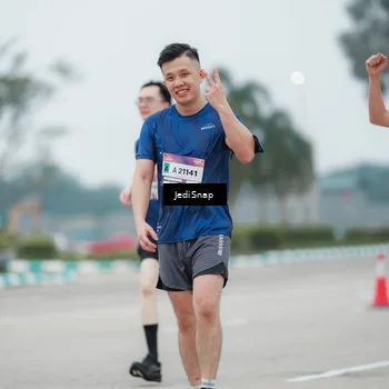 Runner Photo 7523464
