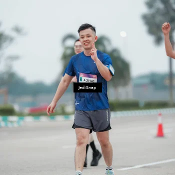 Runner Photo 7523465