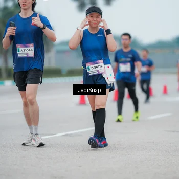 Runner Photo 7523498