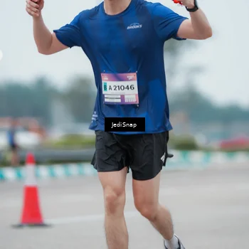 Runner Photo 7523513