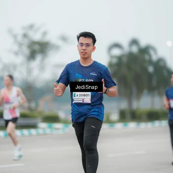 Runner Photo 7523532