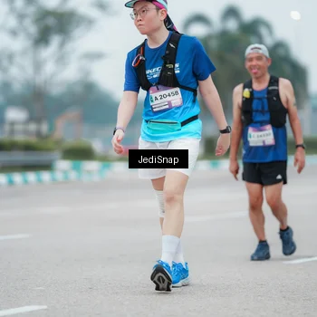 Runner Photo 7523584