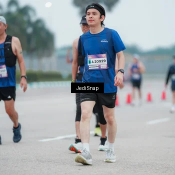 Runner Photo 7523585