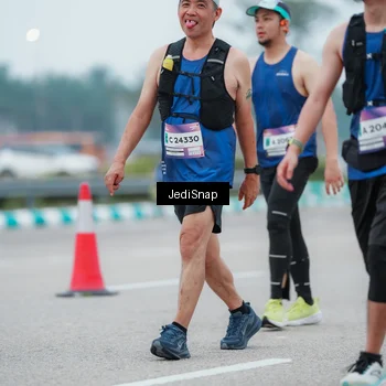 Runner Photo 7523608