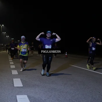 Runner Photo 7523611