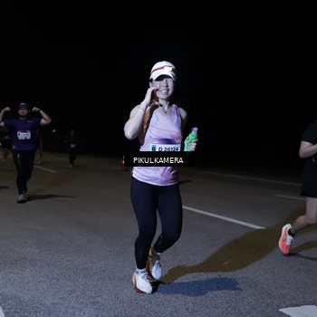 Runner Photo 7523613