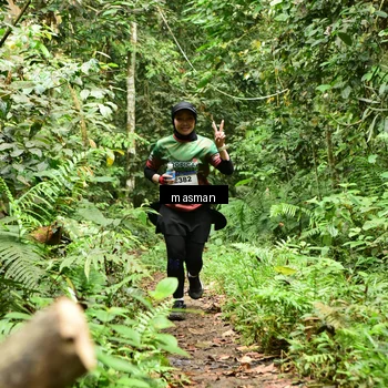 Runner Photo 7523624