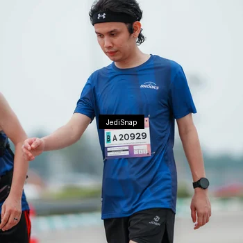 Runner Photo 7523625