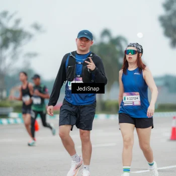 Runner Photo 7523720