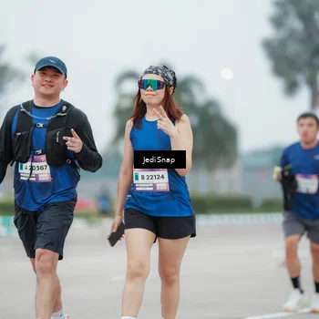 Runner Photo 7523736