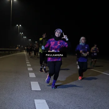 Runner Photo 7523760